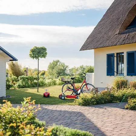 Fruehling Am Mit Ostseeblick, Kamin Und Sauna Nur 500 M Vom Entfernt Hébergement de vacances Zierow