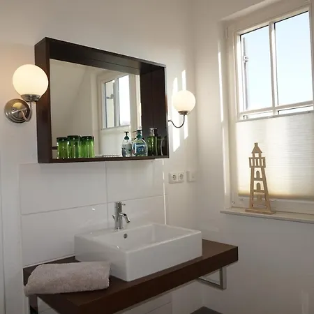 Winterzeit Am Meer Mit Ostseeblick, Kamin Und Sauna Nur 500 M Vom Strand Entfernt Сasa de vacaciones